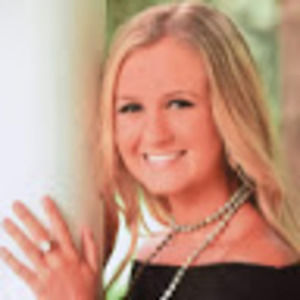 Meet your Posher, Lexi